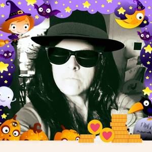 Meet your Posher, Constance